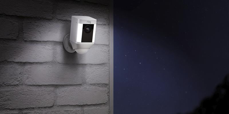 Les nouvelles Ring Spotlight Cam : surveillance intelligente partout où vous en avez besoin