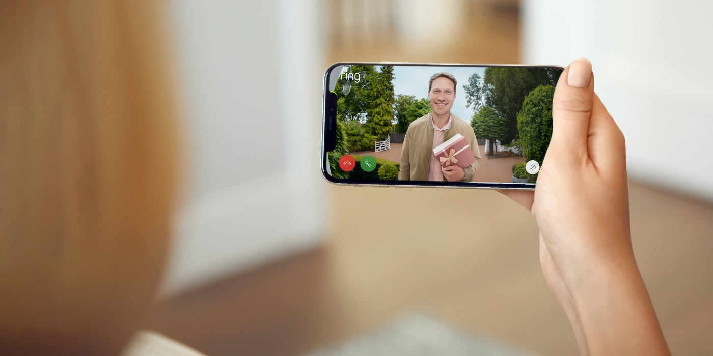 Faites des économies sur le système de surveillance de votre porte d'entrée.